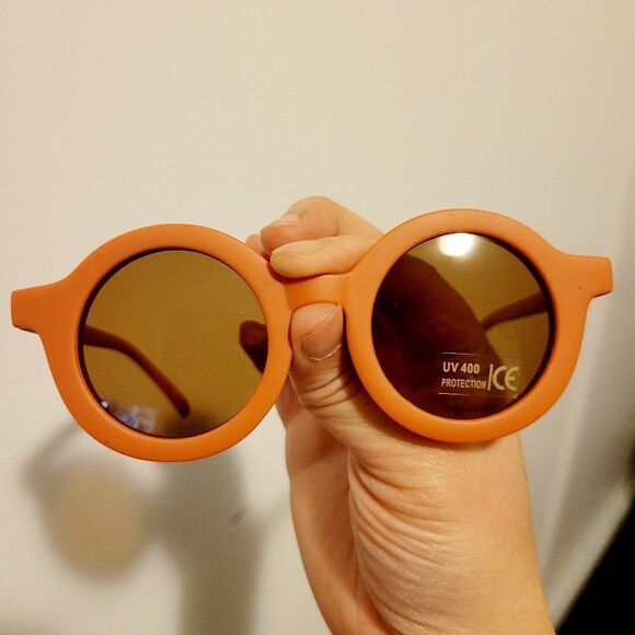 Brand new fashion sunglasses - Picture 3 of 4